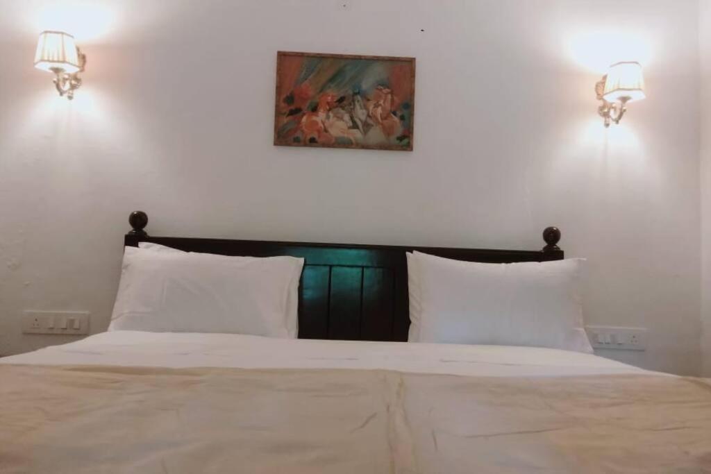 A Quaint Cottage With Rajah'S Seat View. Madikeri Exteriör bild